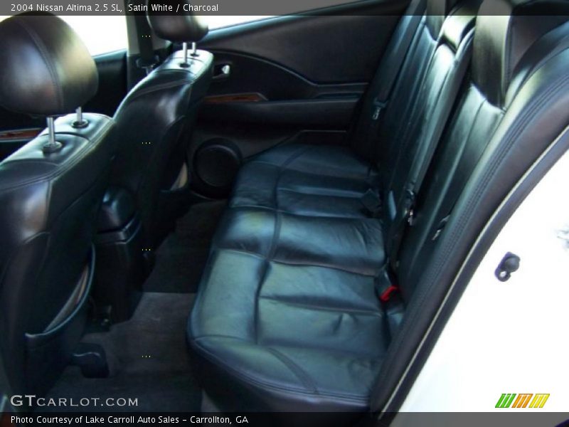 Satin White / Charcoal 2004 Nissan Altima 2.5 SL