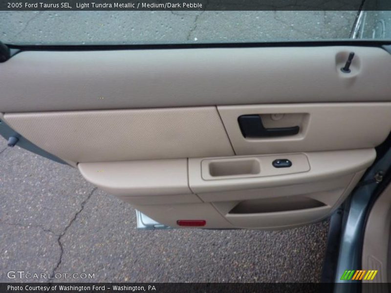 Light Tundra Metallic / Medium/Dark Pebble 2005 Ford Taurus SEL