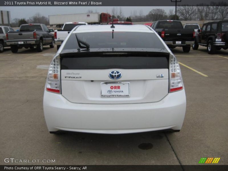 Blizzard White Pearl / Bisque 2011 Toyota Prius Hybrid III