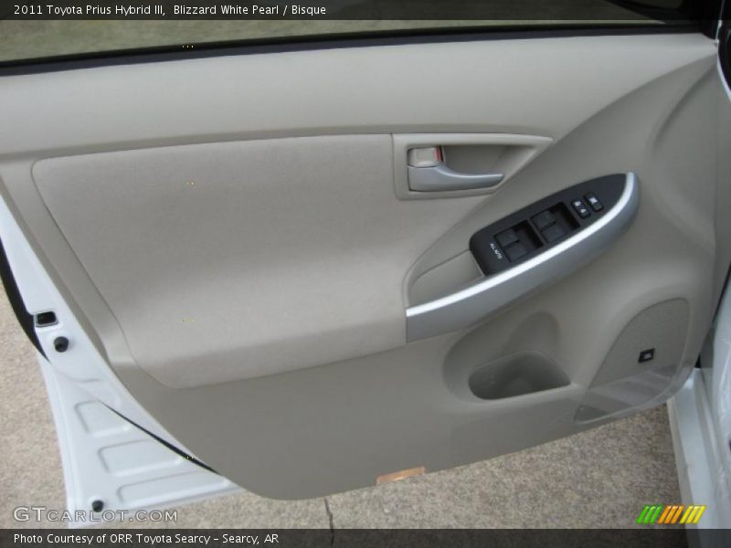 Blizzard White Pearl / Bisque 2011 Toyota Prius Hybrid III