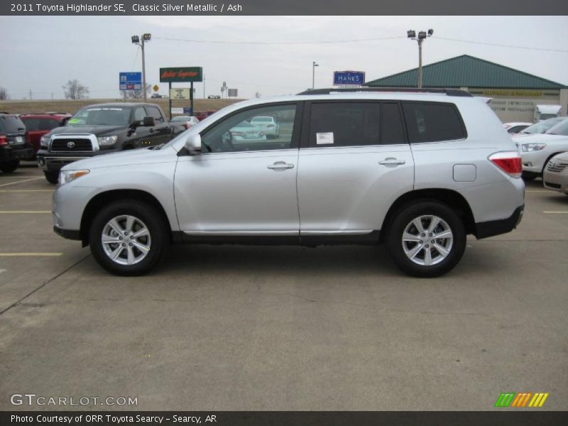 Classic Silver Metallic / Ash 2011 Toyota Highlander SE