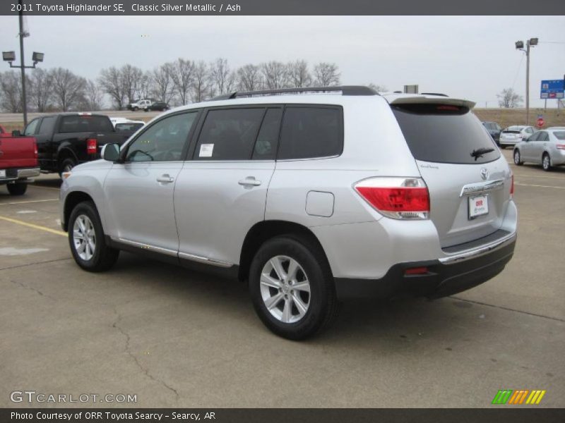 Classic Silver Metallic / Ash 2011 Toyota Highlander SE