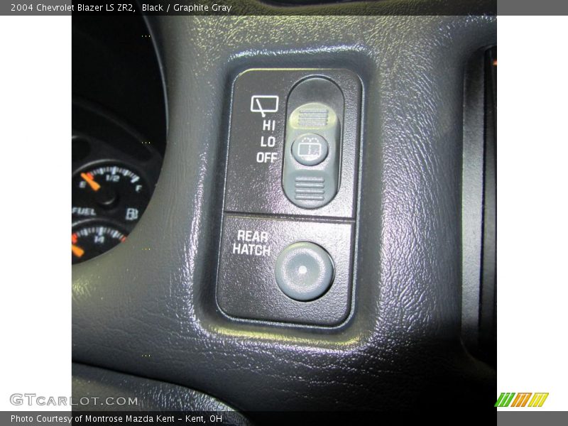 Black / Graphite Gray 2004 Chevrolet Blazer LS ZR2