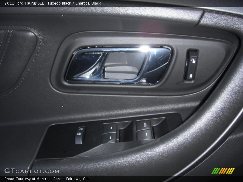 Tuxedo Black / Charcoal Black 2011 Ford Taurus SEL