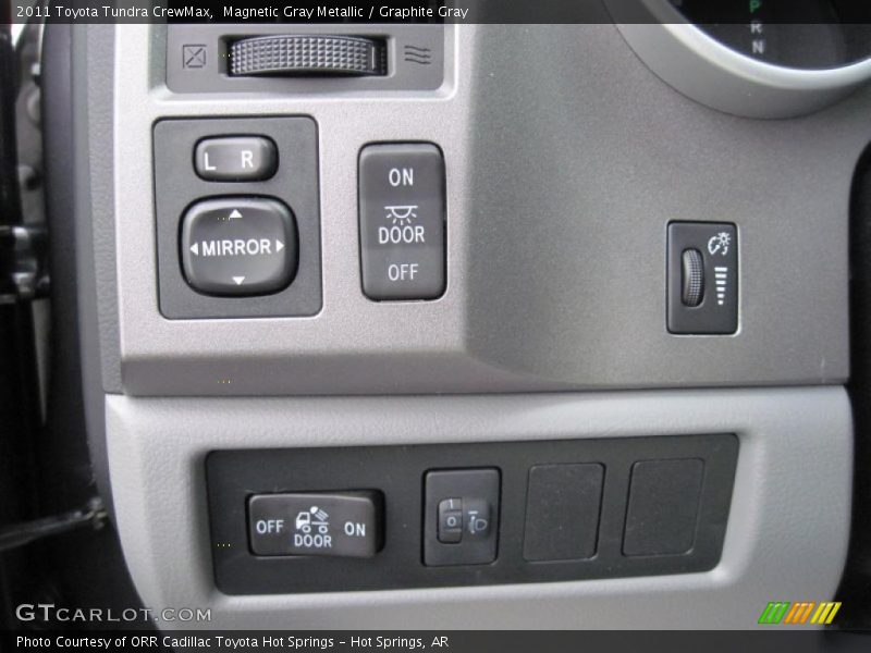 Magnetic Gray Metallic / Graphite Gray 2011 Toyota Tundra CrewMax