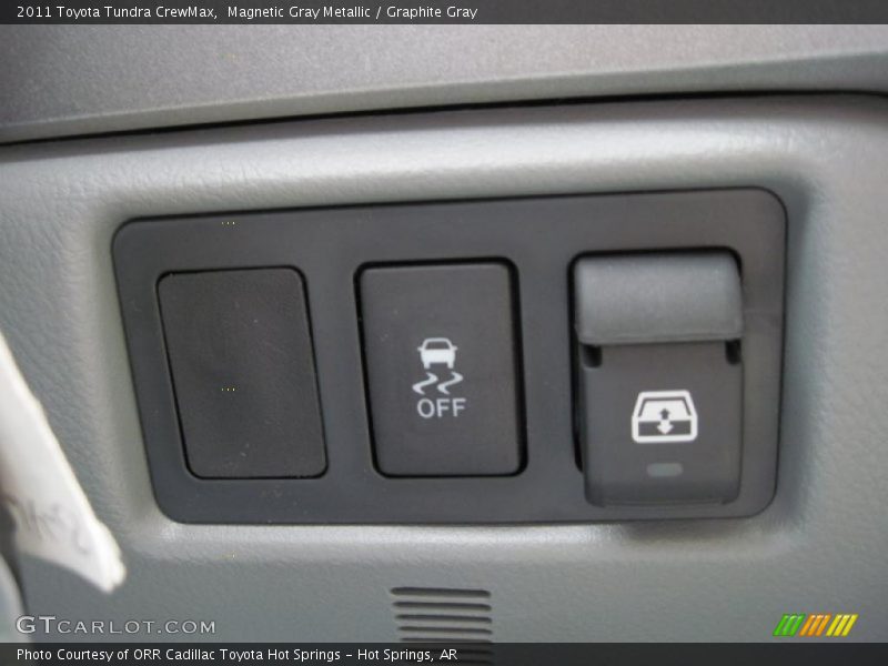 Magnetic Gray Metallic / Graphite Gray 2011 Toyota Tundra CrewMax