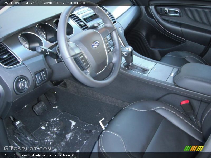 Tuxedo Black / Charcoal Black 2011 Ford Taurus SEL