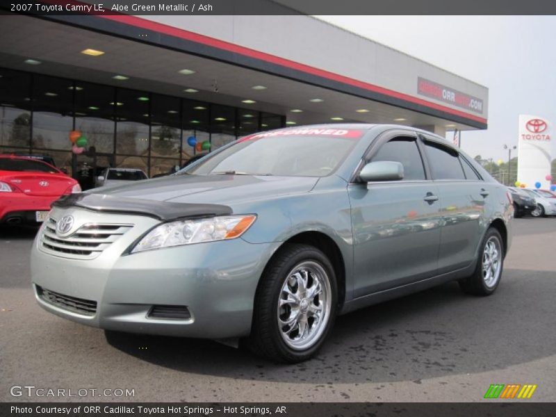 Front 3/4 View of 2007 Camry LE