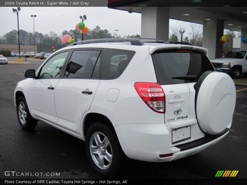 Super White / Ash Gray 2009 Toyota RAV4 I4