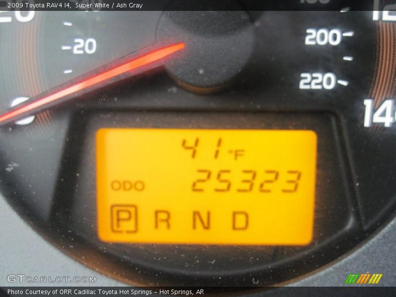 Super White / Ash Gray 2009 Toyota RAV4 I4
