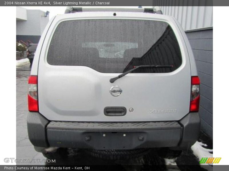 Silver Lightning Metallic / Charcoal 2004 Nissan Xterra XE 4x4