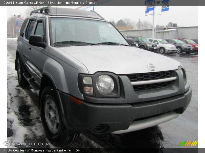 Silver Lightning Metallic / Charcoal 2004 Nissan Xterra XE 4x4