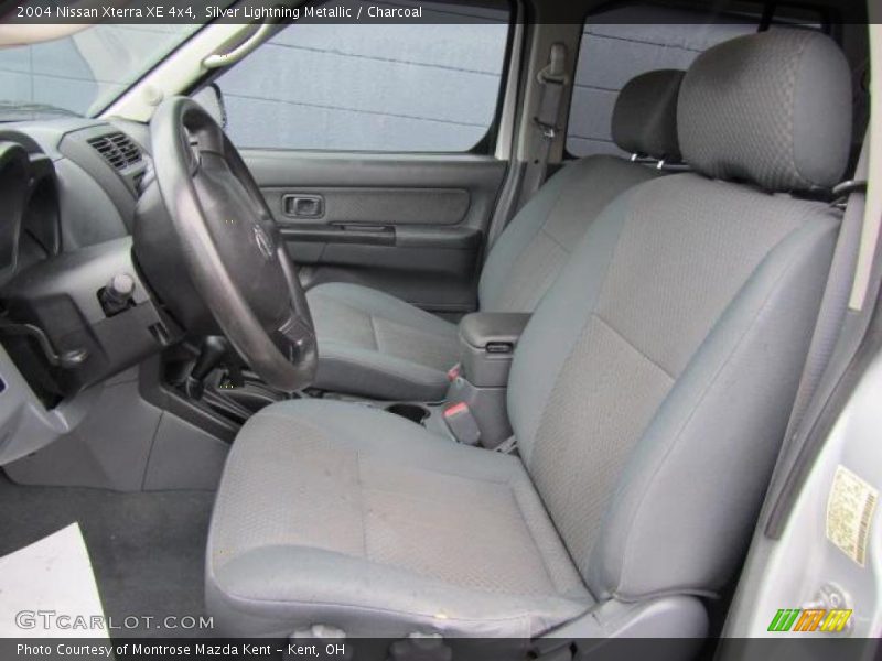 Silver Lightning Metallic / Charcoal 2004 Nissan Xterra XE 4x4