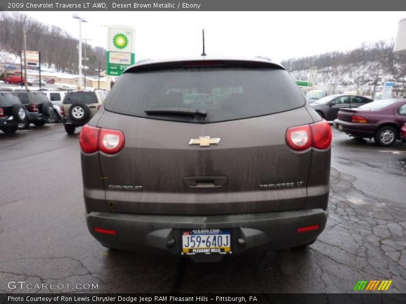 Desert Brown Metallic / Ebony 2009 Chevrolet Traverse LT AWD
