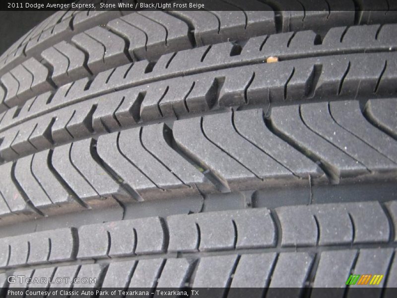 Stone White / Black/Light Frost Beige 2011 Dodge Avenger Express