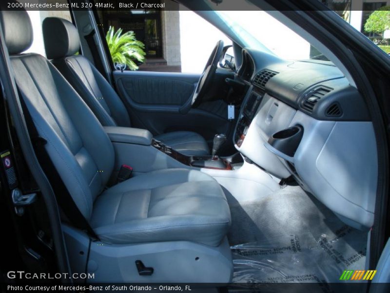 Black / Charcoal 2000 Mercedes-Benz ML 320 4Matic