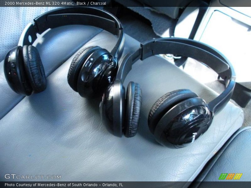 Black / Charcoal 2000 Mercedes-Benz ML 320 4Matic