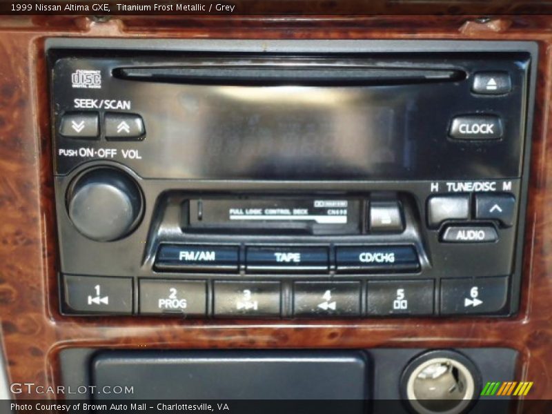 Titanium Frost Metallic / Grey 1999 Nissan Altima GXE