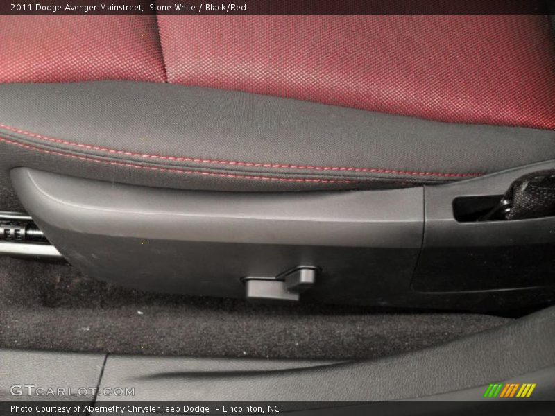  2011 Avenger Mainstreet Black/Red Interior