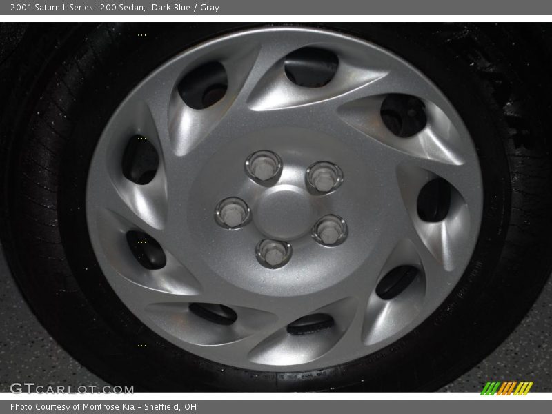  2001 L Series L200 Sedan Wheel