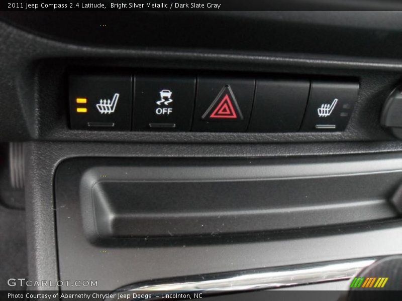 Bright Silver Metallic / Dark Slate Gray 2011 Jeep Compass 2.4 Latitude