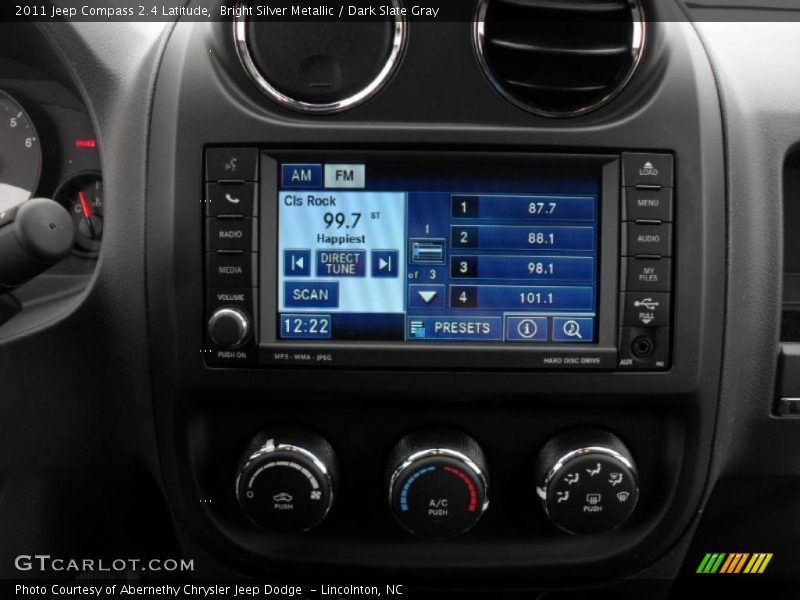 Controls of 2011 Compass 2.4 Latitude