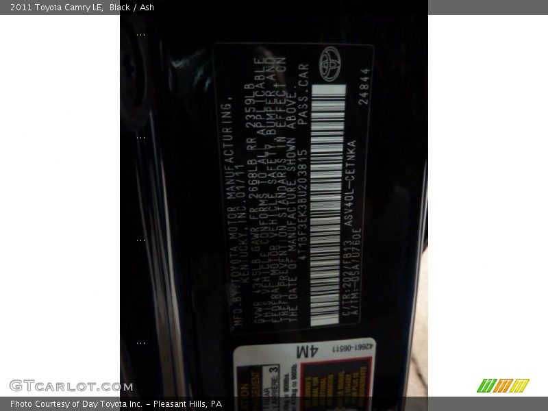 Black / Ash 2011 Toyota Camry LE