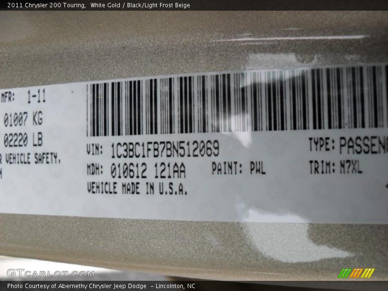 White Gold / Black/Light Frost Beige 2011 Chrysler 200 Touring