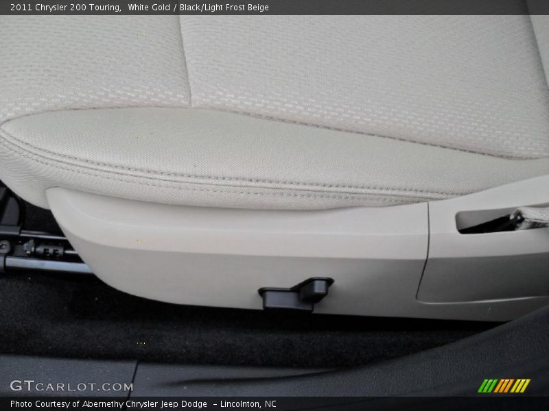 White Gold / Black/Light Frost Beige 2011 Chrysler 200 Touring