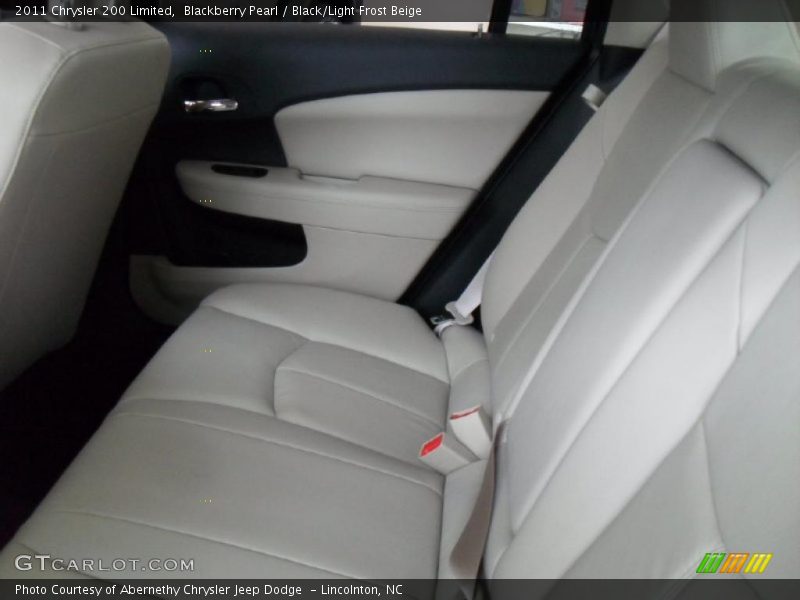 Blackberry Pearl / Black/Light Frost Beige 2011 Chrysler 200 Limited