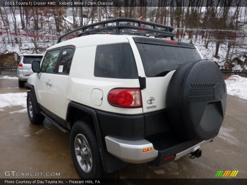 Iceberg White / Dark Charcoal 2011 Toyota FJ Cruiser 4WD