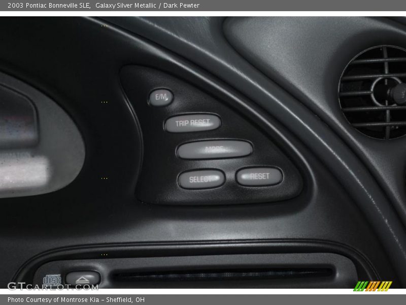 Galaxy Silver Metallic / Dark Pewter 2003 Pontiac Bonneville SLE