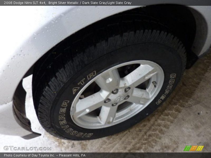 Bright Silver Metallic / Dark Slate Gray/Light Slate Gray 2008 Dodge Nitro SLT 4x4