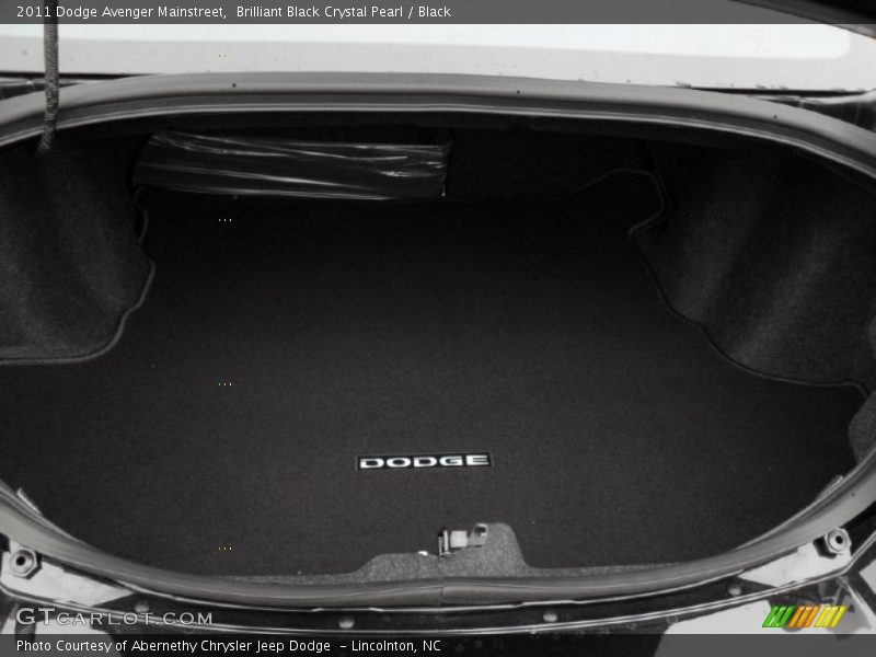  2011 Avenger Mainstreet Trunk