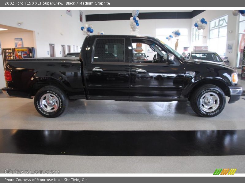 Black / Medium Graphite 2002 Ford F150 XLT SuperCrew