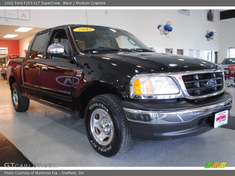 Black / Medium Graphite 2002 Ford F150 XLT SuperCrew