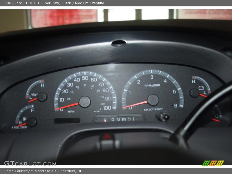 Black / Medium Graphite 2002 Ford F150 XLT SuperCrew