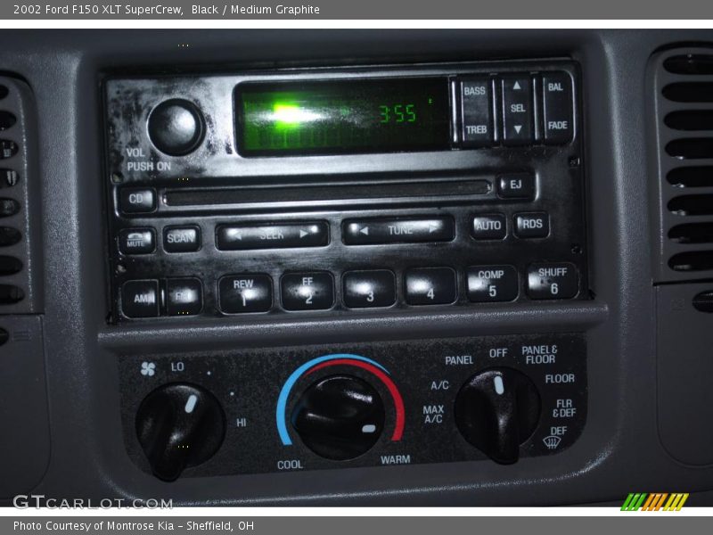 Black / Medium Graphite 2002 Ford F150 XLT SuperCrew