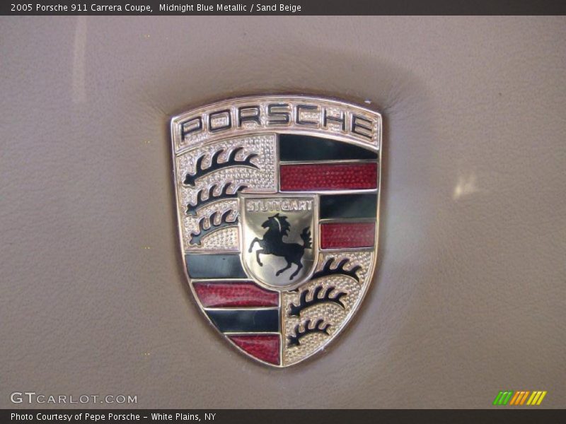 Midnight Blue Metallic / Sand Beige 2005 Porsche 911 Carrera Coupe