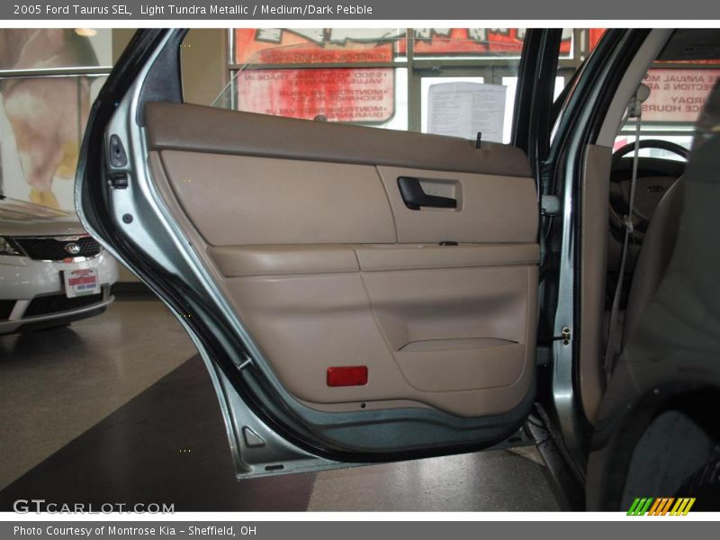 Light Tundra Metallic / Medium/Dark Pebble 2005 Ford Taurus SEL