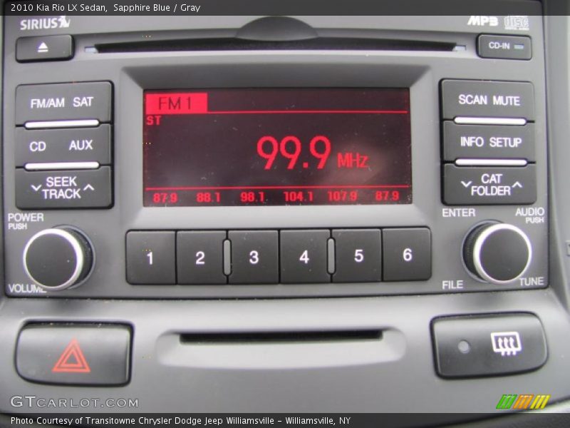 Controls of 2010 Rio LX Sedan