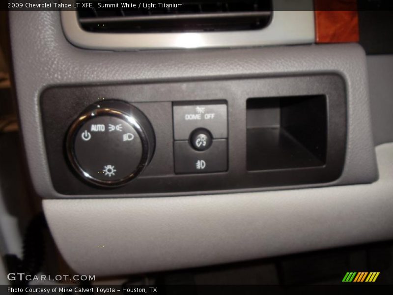 Summit White / Light Titanium 2009 Chevrolet Tahoe LT XFE