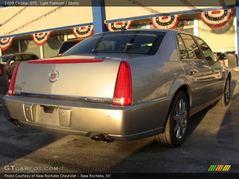 Light Platinum / Ebony 2008 Cadillac DTS