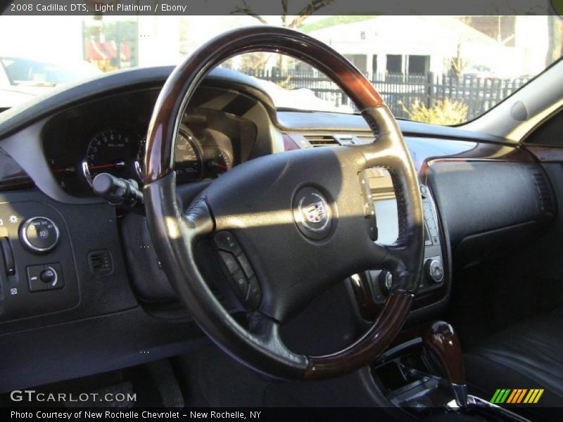 Light Platinum / Ebony 2008 Cadillac DTS