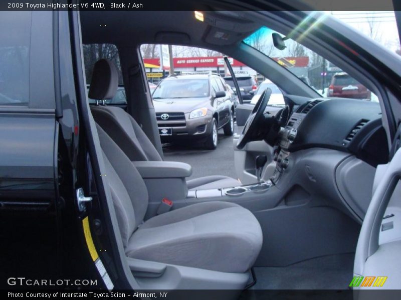 Black / Ash 2009 Toyota Highlander V6 4WD