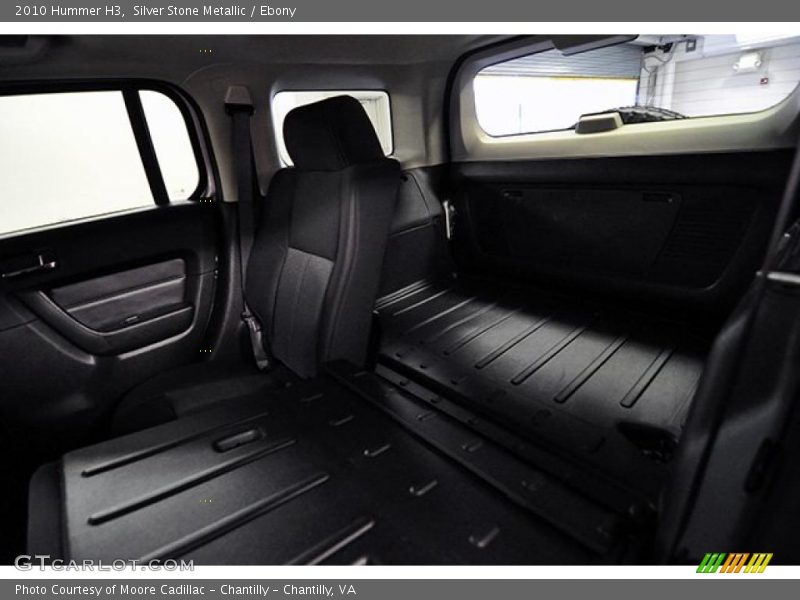 Silver Stone Metallic / Ebony 2010 Hummer H3