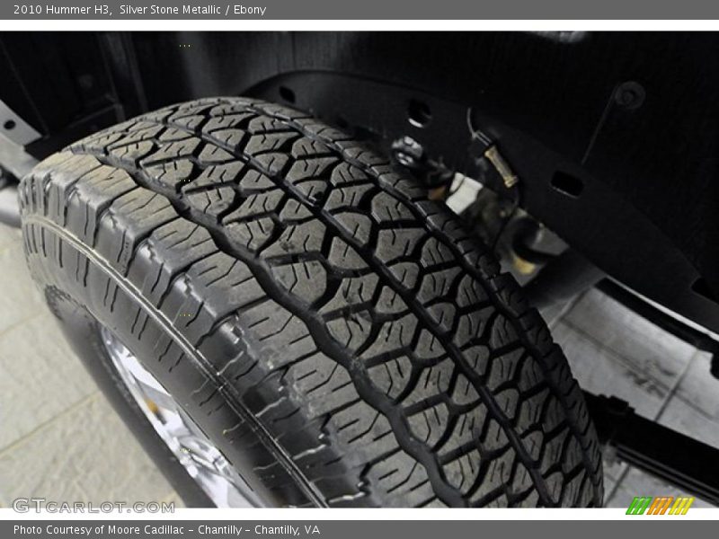 Silver Stone Metallic / Ebony 2010 Hummer H3