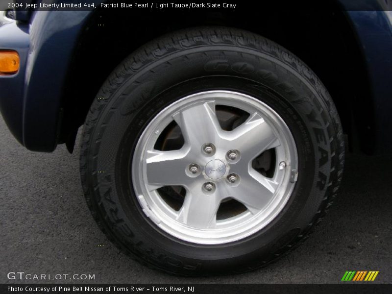 Patriot Blue Pearl / Light Taupe/Dark Slate Gray 2004 Jeep Liberty Limited 4x4