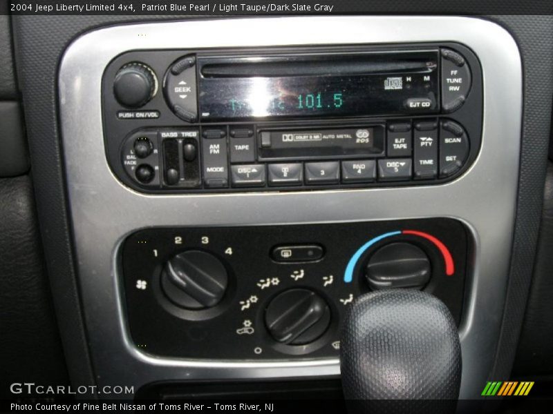 Patriot Blue Pearl / Light Taupe/Dark Slate Gray 2004 Jeep Liberty Limited 4x4