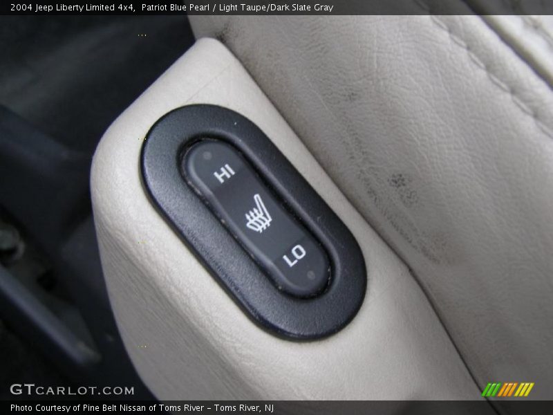 Patriot Blue Pearl / Light Taupe/Dark Slate Gray 2004 Jeep Liberty Limited 4x4